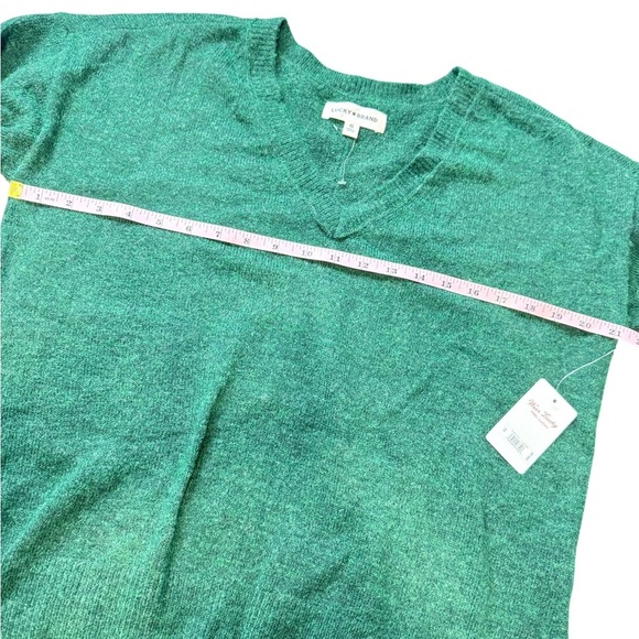 Lucky Brand Green V-Neck Sweater - Picture 2 of 5